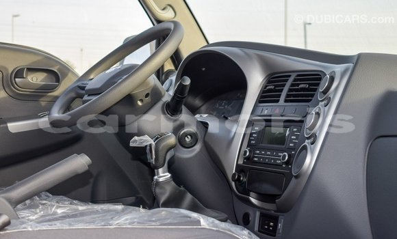 Buy Import Kia Carens White Car in Import - Dubai in Agalega Islands Buy Import Kia Carens White Car in Import - Dubai in Agalega Islands