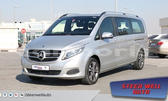 Buy Import Mercedes-Benz 250 Other Car in Import - Dubai in Agalega Islands Buy Import Mercedes-Benz 250 Other Car in Import - Dubai in Agalega Islands