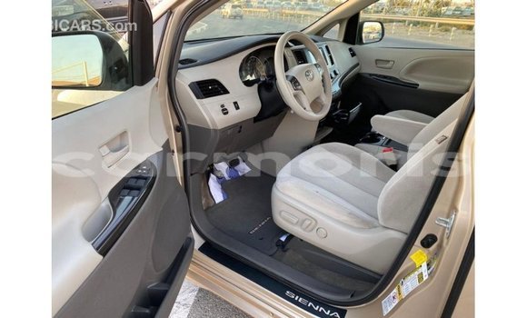 Buy Import Toyota Sienna Other Car in Import - Dubai in Agalega Islands Buy Import Toyota Sienna Other Car in Import - Dubai in Agalega Islands