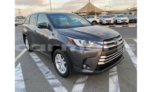 Buy Import Toyota Highlander Other Car in Import - Dubai in Agalega Islands Buy Import Toyota Highlander Other Car in Import - Dubai in Agalega Islands