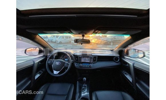 Buy Import Toyota HiAce Other Truck in Import - Dubai in Agalega Islands Buy Import Toyota HiAce Other Truck in Import - Dubai in Agalega Islands