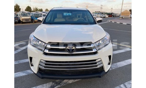 Buy Import Toyota Highlander White Car in Import - Dubai in Agalega Islands Buy Import Toyota Highlander White Car in Import - Dubai in Agalega Islands
