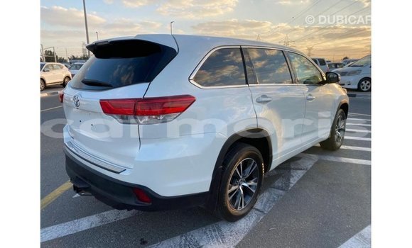 Buy Import Toyota Highlander White Car in Import - Dubai in Agalega Islands Buy Import Toyota Highlander White Car in Import - Dubai in Agalega Islands