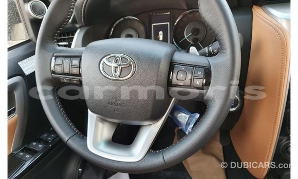 Acheter Import Voiture Toyota Fortuner Blanc à Import - Dubai, Îles Agalega Acheter Import Voiture Toyota Fortuner Blanc à Import - Dubai, Îles Agalega