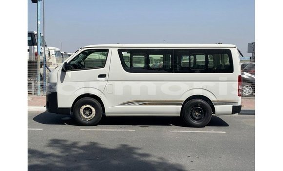 Buy Import Toyota Hiace White Car in Import - Dubai in Agalega Islands Buy Import Toyota Hiace White Car in Import - Dubai in Agalega Islands
