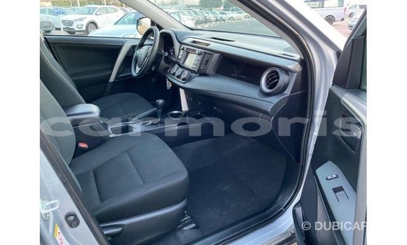 Buy Import Toyota HiAce Other Truck in Import - Dubai in Agalega Islands Buy Import Toyota HiAce Other Truck in Import - Dubai in Agalega Islands