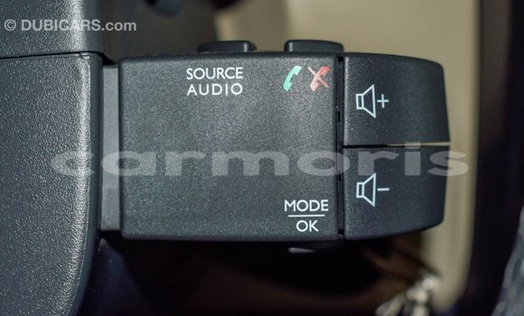 Buy Import Renault Duster White Car in Import - Dubai in Agalega Islands Buy Import Renault Duster White Car in Import - Dubai in Agalega Islands