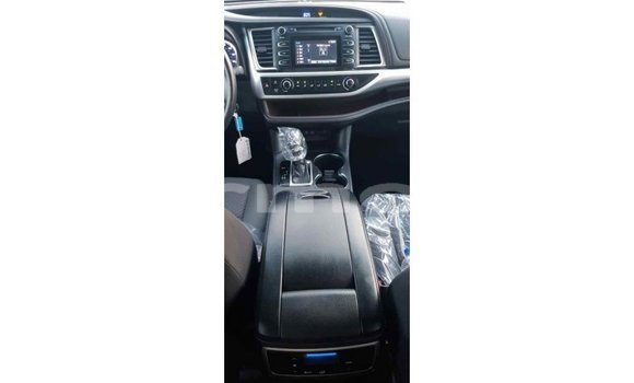 Buy Import Toyota Highlander Other Car in Import - Dubai in Agalega Islands Buy Import Toyota Highlander Other Car in Import - Dubai in Agalega Islands