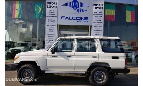 Buy Import Toyota Land Cruiser White Car in Import - Dubai in Agalega Islands Buy Import Toyota Land Cruiser White Car in Import - Dubai in Agalega Islands