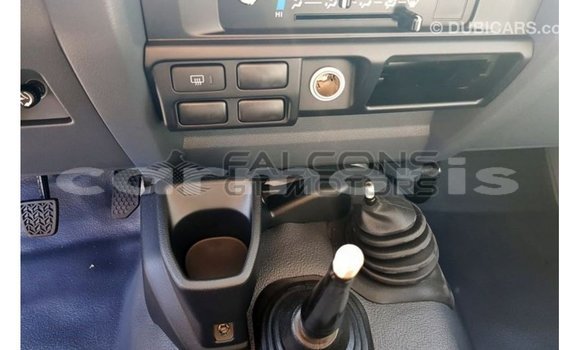 Buy Import Toyota Land Cruiser White Car in Import - Dubai in Agalega Islands Buy Import Toyota Land Cruiser White Car in Import - Dubai in Agalega Islands