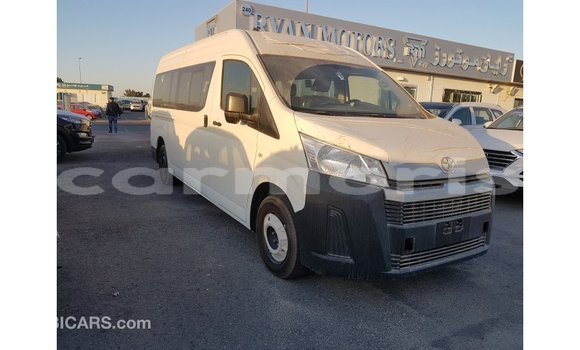 Buy Import Toyota Hiace White Car in Import - Dubai in Agalega Islands Buy Import Toyota Hiace White Car in Import - Dubai in Agalega Islands