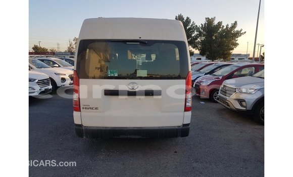 Buy Import Toyota Hiace White Car in Import - Dubai in Agalega Islands Buy Import Toyota Hiace White Car in Import - Dubai in Agalega Islands