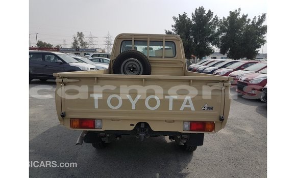 Buy Import Toyota Land Cruiser Beige Car in Import - Dubai in Agalega Islands Buy Import Toyota Land Cruiser Beige Car in Import - Dubai in Agalega Islands