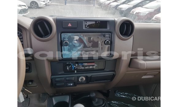 Buy Import Toyota Land Cruiser Beige Car in Import - Dubai in Agalega Islands Buy Import Toyota Land Cruiser Beige Car in Import - Dubai in Agalega Islands