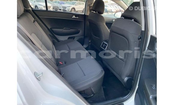 Buy Import Kia Sportage White Car in Import - Dubai in Agalega Islands Buy Import Kia Sportage White Car in Import - Dubai in Agalega Islands