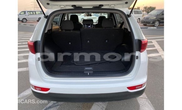 Buy Import Kia Sportage White Car in Import - Dubai in Agalega Islands Buy Import Kia Sportage White Car in Import - Dubai in Agalega Islands