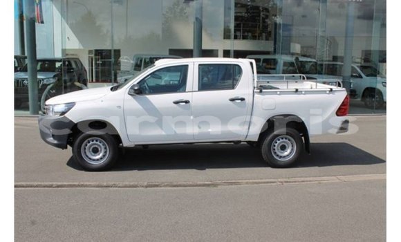 Buy Import Toyota Hilux White Car in Import - Dubai in Agalega Islands Buy Import Toyota Hilux White Car in Import - Dubai in Agalega Islands