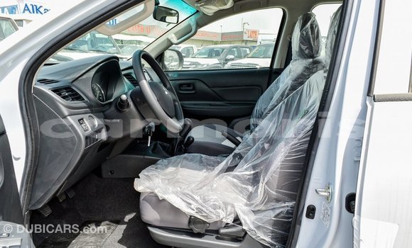 Buy Import Mitsubishi L200 White Car in Import - Dubai in Agalega Islands Buy Import Mitsubishi L200 White Car in Import - Dubai in Agalega Islands