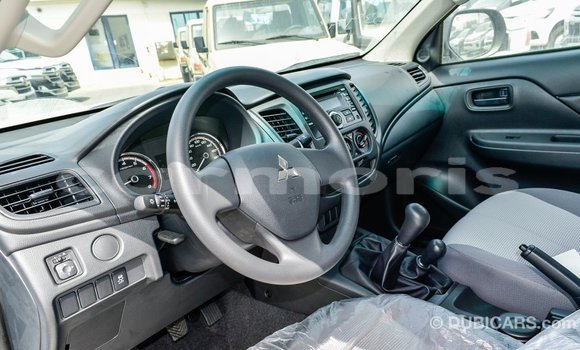 Buy Import Mitsubishi L200 White Car in Import - Dubai in Agalega Islands Buy Import Mitsubishi L200 White Car in Import - Dubai in Agalega Islands