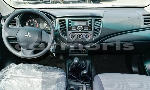 Buy Import Mitsubishi L200 White Car in Import - Dubai in Agalega Islands Buy Import Mitsubishi L200 White Car in Import - Dubai in Agalega Islands