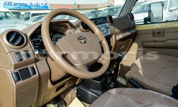 Buy Import Toyota Land Cruiser Beige Car in Import - Dubai in Agalega Islands Buy Import Toyota Land Cruiser Beige Car in Import - Dubai in Agalega Islands