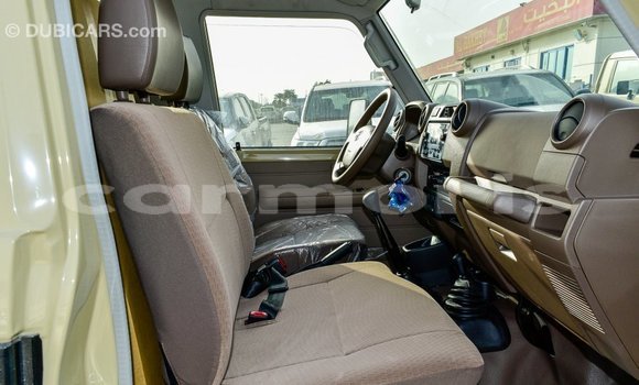 Buy Import Toyota Land Cruiser Beige Car in Import - Dubai in Agalega Islands Buy Import Toyota Land Cruiser Beige Car in Import - Dubai in Agalega Islands