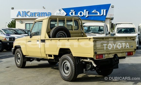 Buy Import Toyota Land Cruiser Beige Car in Import - Dubai in Agalega Islands Buy Import Toyota Land Cruiser Beige Car in Import - Dubai in Agalega Islands