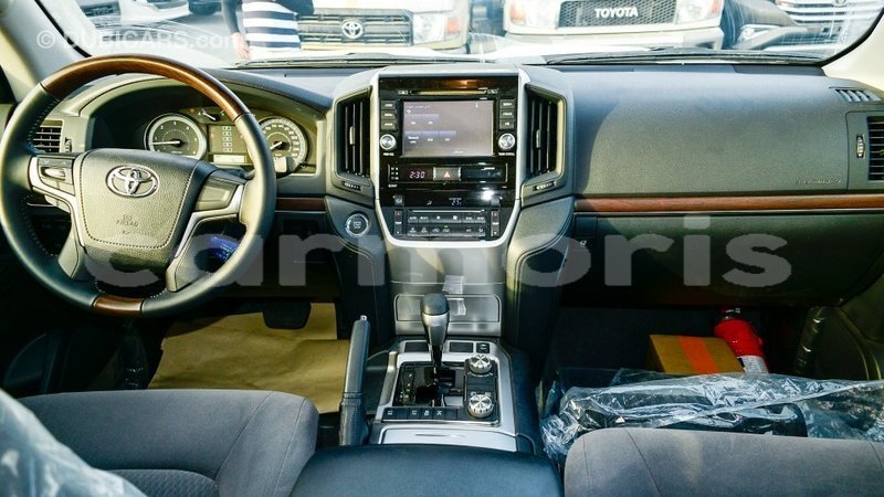 Big with watermark toyota land cruiser agalega islands import dubai 4005