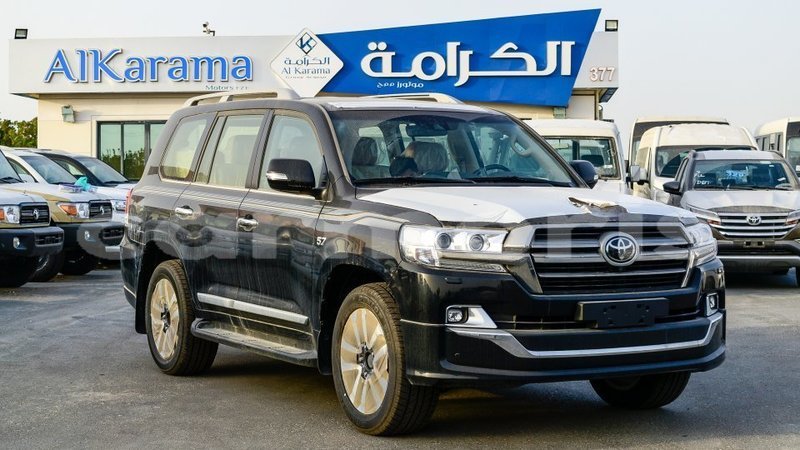 Big with watermark toyota land cruiser agalega islands import dubai 4006