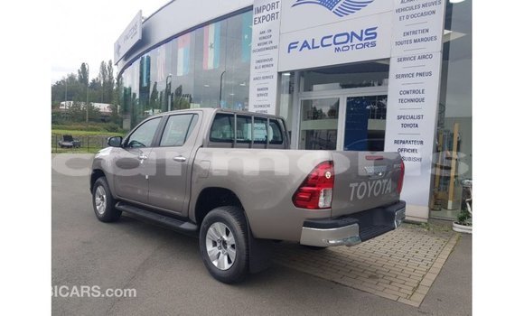 Buy Import Toyota Hilux Other Car in Import - Dubai in Agalega Islands Buy Import Toyota Hilux Other Car in Import - Dubai in Agalega Islands