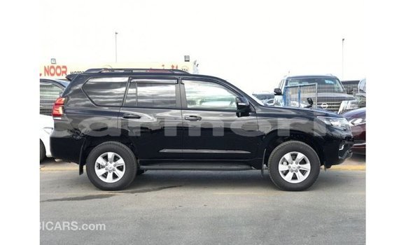 Acheter Import Voiture Toyota Prado Noir à Import - Dubai, Îles Agalega Acheter Import Voiture Toyota Prado Noir à Import - Dubai, Îles Agalega