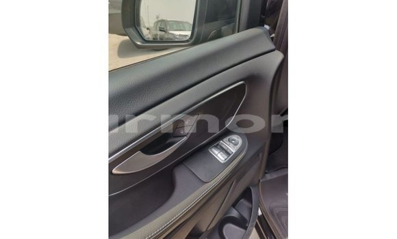 Buy Import Mercedes-Benz 250 Black Car in Import - Dubai in Agalega Islands Buy Import Mercedes-Benz 250 Black Car in Import - Dubai in Agalega Islands