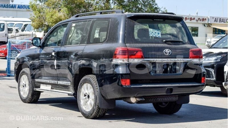 Big with watermark toyota land cruiser agalega islands import dubai 4013
