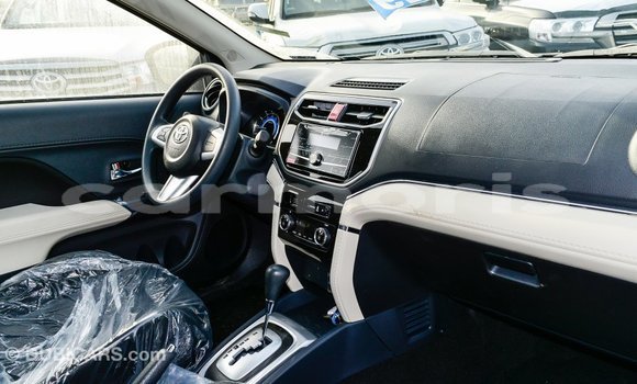 Acheter Import Voiture Toyota Rush Marron à Import - Dubai, Îles Agalega Acheter Import Voiture Toyota Rush Marron à Import - Dubai, Îles Agalega