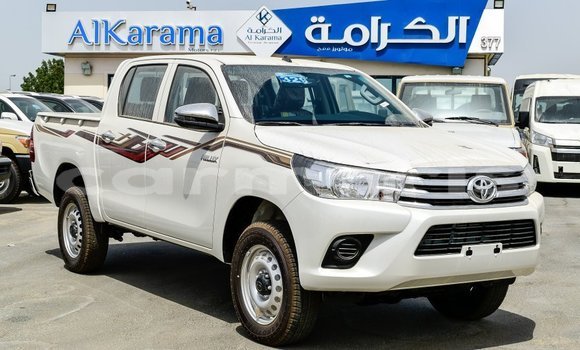 Acheter Import Voiture Toyota Hilux Blanc à Import - Dubai, Îles Agalega Acheter Import Voiture Toyota Hilux Blanc à Import - Dubai, Îles Agalega