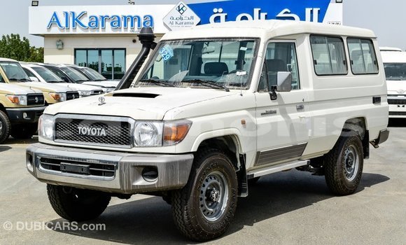 Buy Import Toyota Land Cruiser White Car in Import - Dubai in Agalega Islands Buy Import Toyota Land Cruiser White Car in Import - Dubai in Agalega Islands