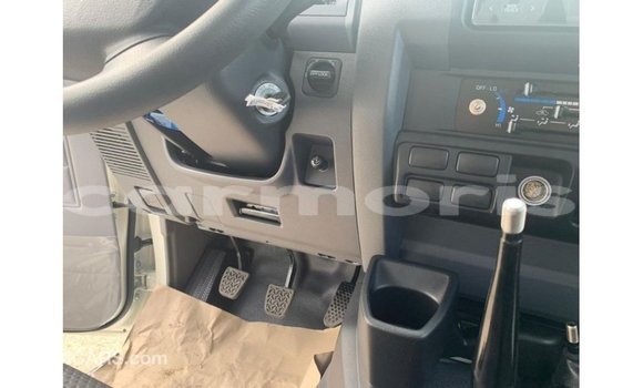 Buy Import Toyota Land Cruiser White Car in Import - Dubai in Agalega Islands Buy Import Toyota Land Cruiser White Car in Import - Dubai in Agalega Islands