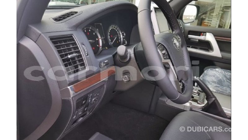 Big with watermark toyota land cruiser agalega islands import dubai 4036