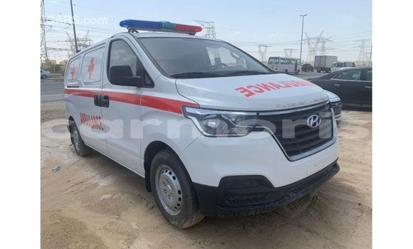 Buy Import Hyundai Accent White Car in Import - Dubai in Agalega Islands Buy Import Hyundai Accent White Car in Import - Dubai in Agalega Islands