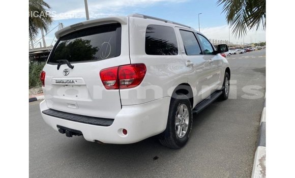 Buy Import Toyota Sequoia White Car in Import - Dubai in Agalega Islands Buy Import Toyota Sequoia White Car in Import - Dubai in Agalega Islands