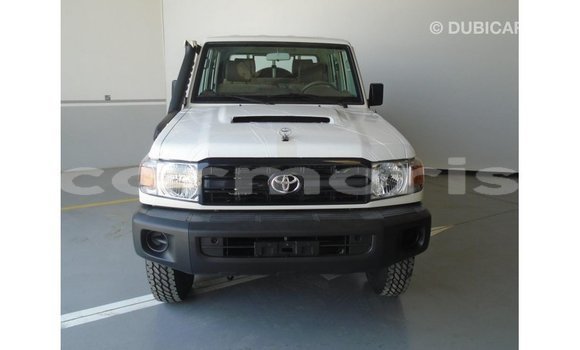 Buy Import Toyota Land Cruiser White Car in Import - Dubai in Agalega Islands Buy Import Toyota Land Cruiser White Car in Import - Dubai in Agalega Islands