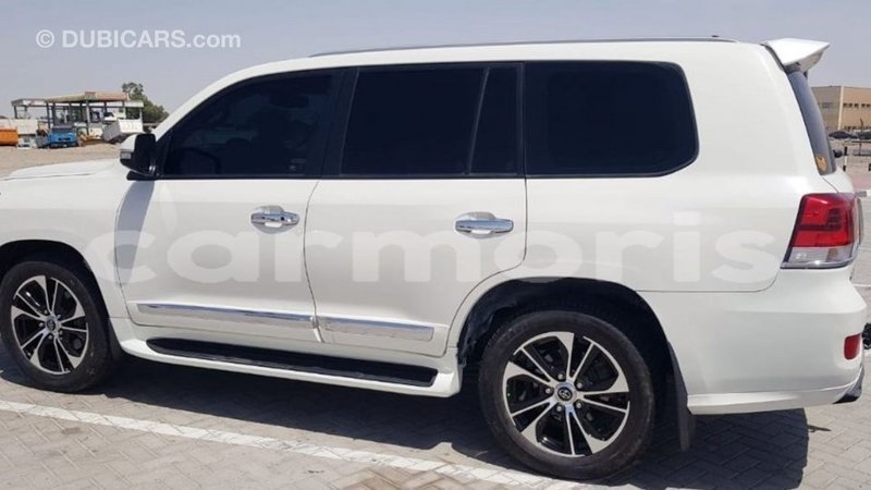 Big with watermark toyota land cruiser agalega islands import dubai 4059