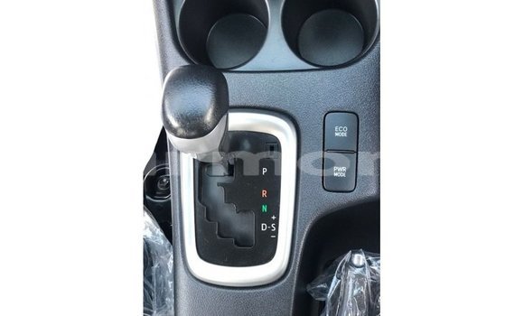 Buy Import Toyota Hilux Other Car in Import - Dubai in Agalega Islands Buy Import Toyota Hilux Other Car in Import - Dubai in Agalega Islands