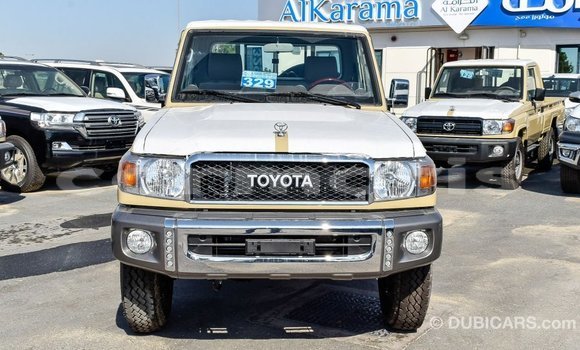 Acheter Import Voiture Toyota Land Cruiser Beige à Import - Dubai, Îles Agalega Acheter Import Voiture Toyota Land Cruiser Beige à Import - Dubai, Îles Agalega