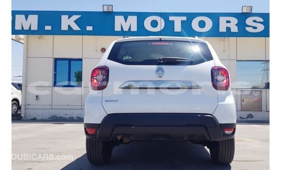 Buy Import Renault 19 White Car in Import - Dubai in Agalega Islands Buy Import Renault 19 White Car in Import - Dubai in Agalega Islands