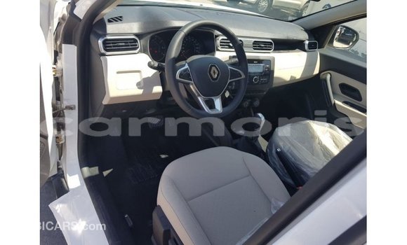Buy Import Renault 19 White Car in Import - Dubai in Agalega Islands Buy Import Renault 19 White Car in Import - Dubai in Agalega Islands