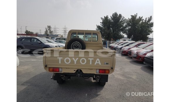 Buy Import Toyota Land Cruiser Beige Car in Import - Dubai in Agalega Islands Buy Import Toyota Land Cruiser Beige Car in Import - Dubai in Agalega Islands
