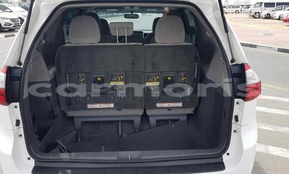 Buy Import Toyota Sienna White Car in Import - Dubai in Agalega Islands Buy Import Toyota Sienna White Car in Import - Dubai in Agalega Islands