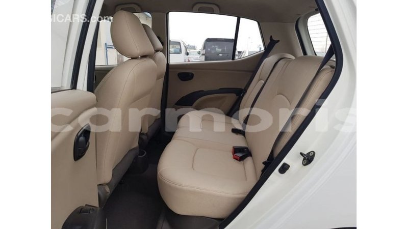 Big with watermark hyundai i10 agalega islands import dubai 4103