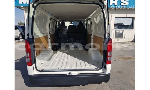 Buy Import Toyota Hiace White Car in Import - Dubai in Agalega Islands Buy Import Toyota Hiace White Car in Import - Dubai in Agalega Islands